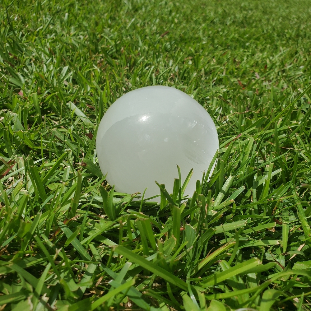 Selenite Crystal Sphere - Picture 3 of 7